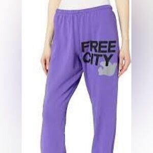 Free city sweatpants